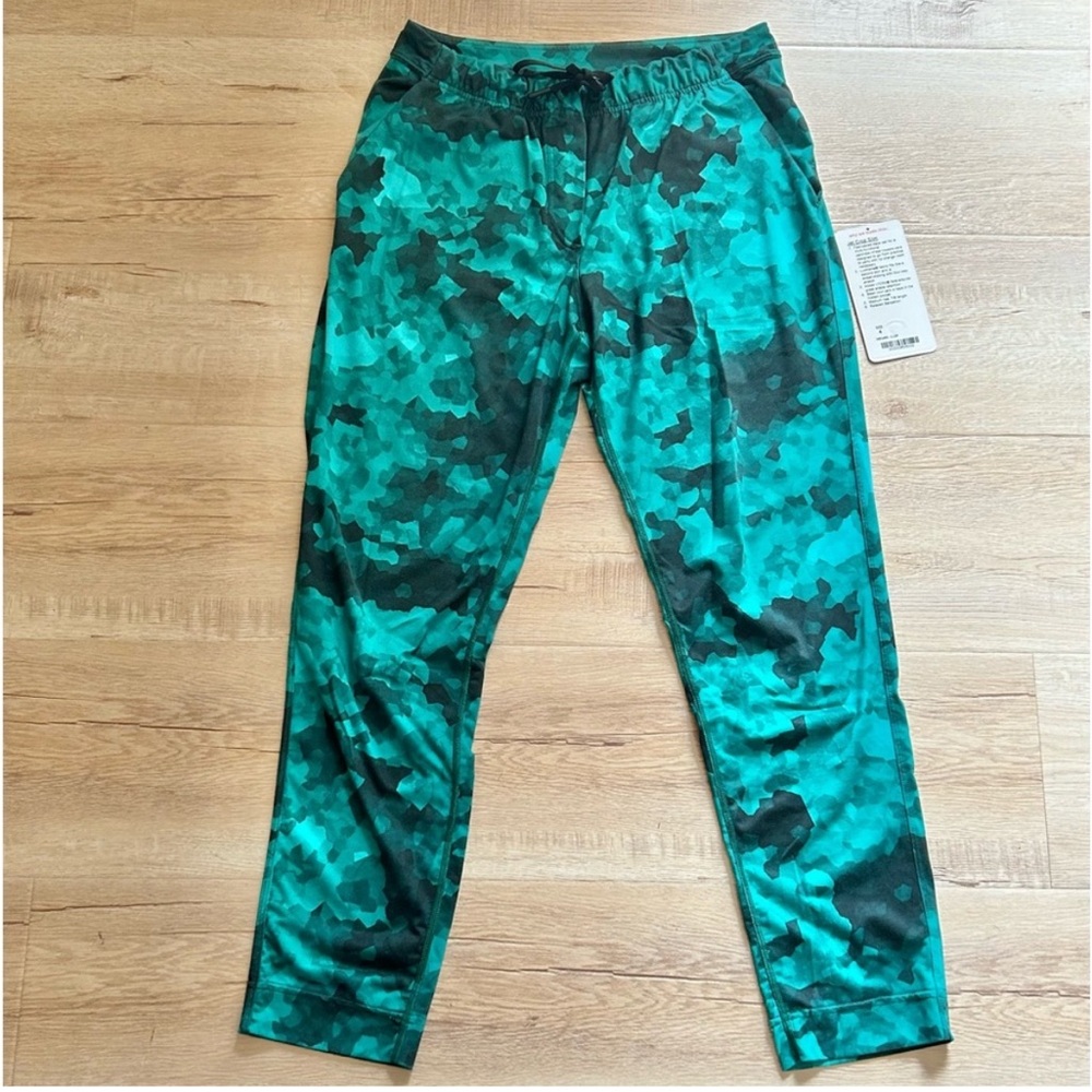 Lululemon Jet Crop Slim Size 4 Clouded Dream Cosmic Teal Green Pants Jogger